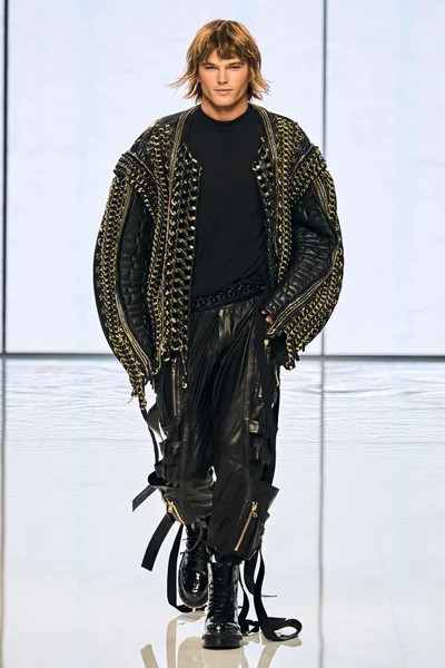 Look 31